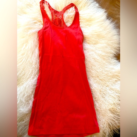 In EUC Vintage Razzle Dazzle women’s power red tank top in SZ S!! - Picture 1 of 4